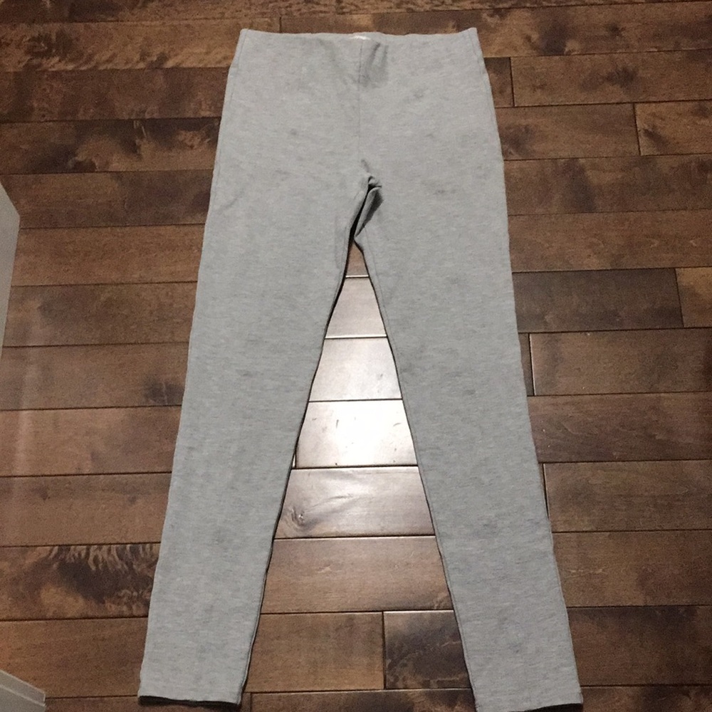 Aritzia Talula Claremont Pants- Gray- Size 10